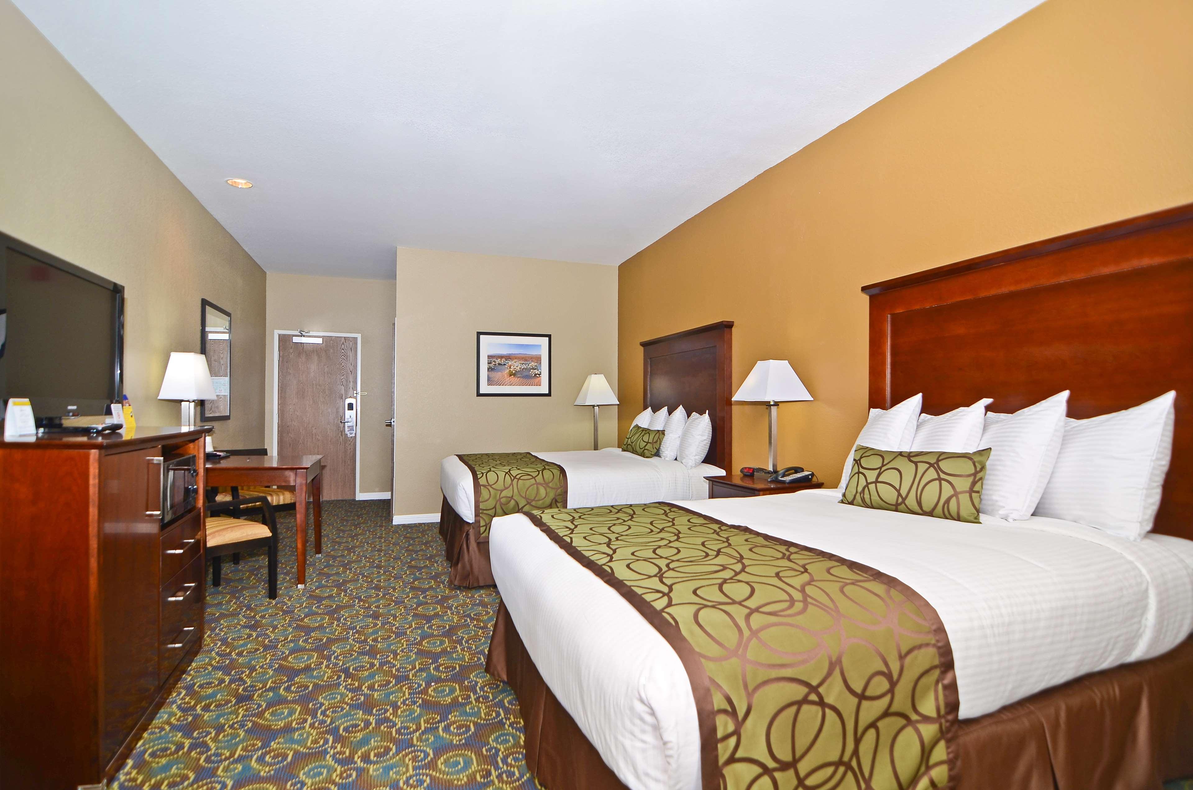 Best Western California City Inn & Suites Стая снимка