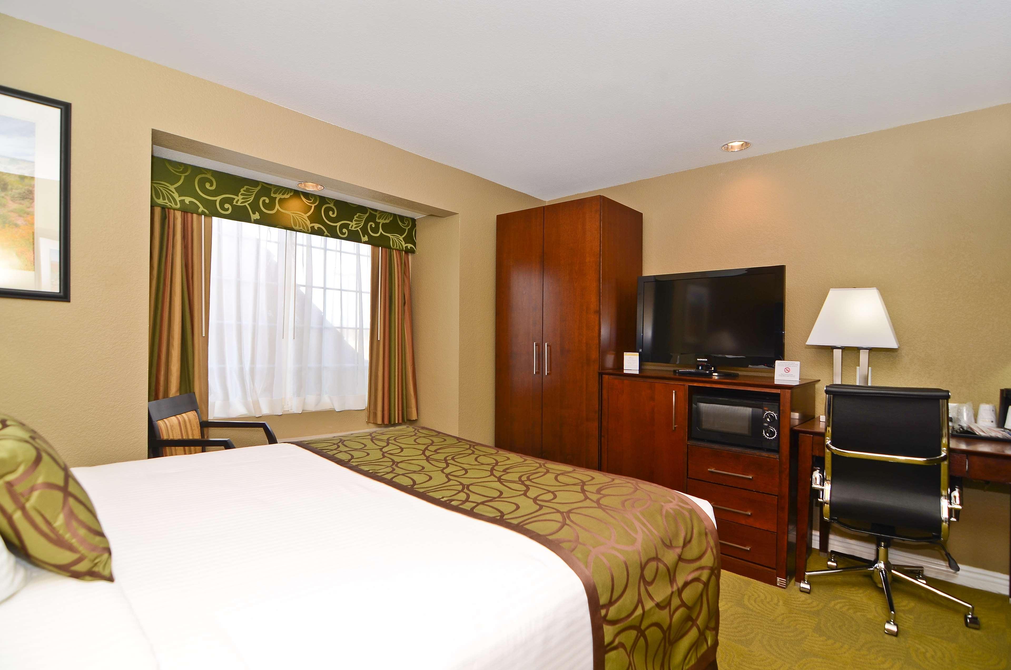 Best Western California City Inn & Suites Стая снимка