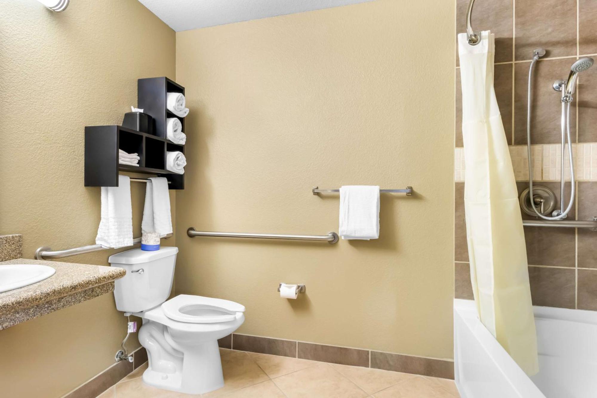 Best Western California City Inn & Suites Екстериор снимка