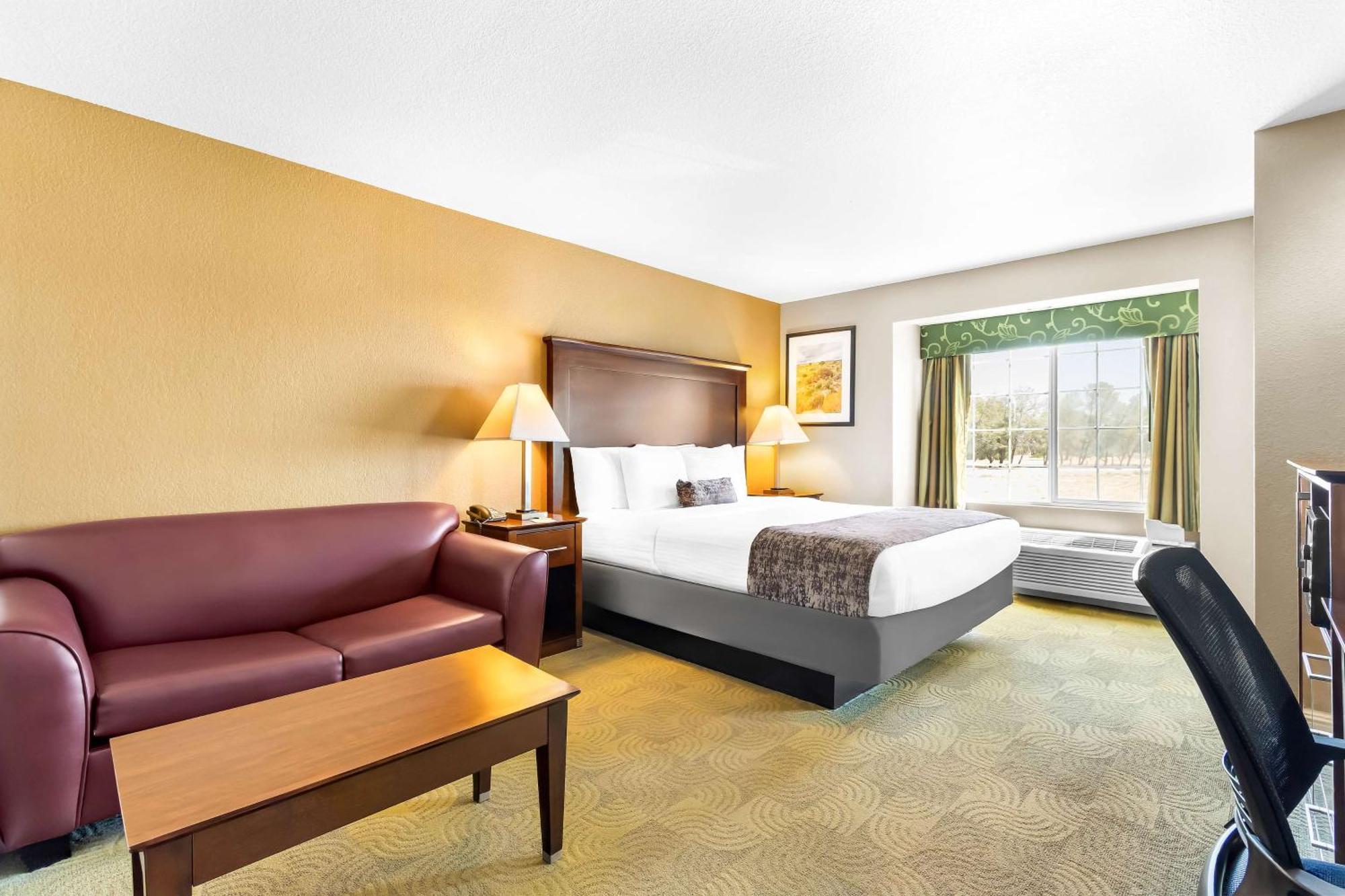 Best Western California City Inn & Suites Екстериор снимка