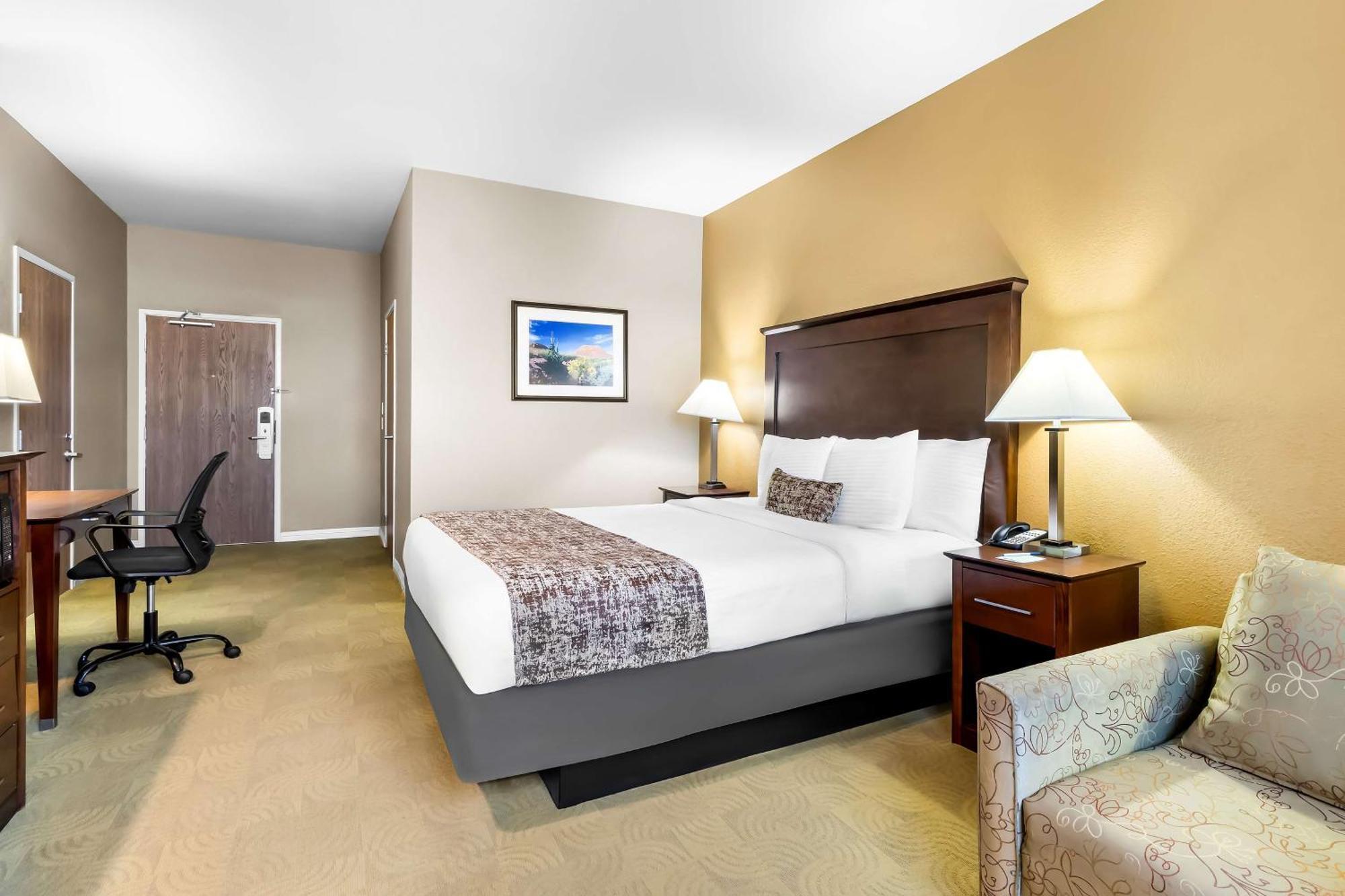 Best Western California City Inn & Suites Екстериор снимка