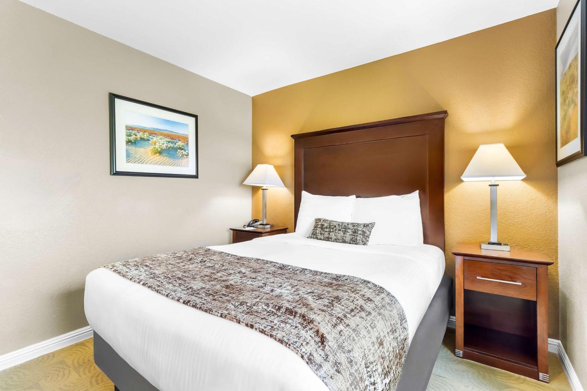 Best Western California City Inn & Suites Екстериор снимка