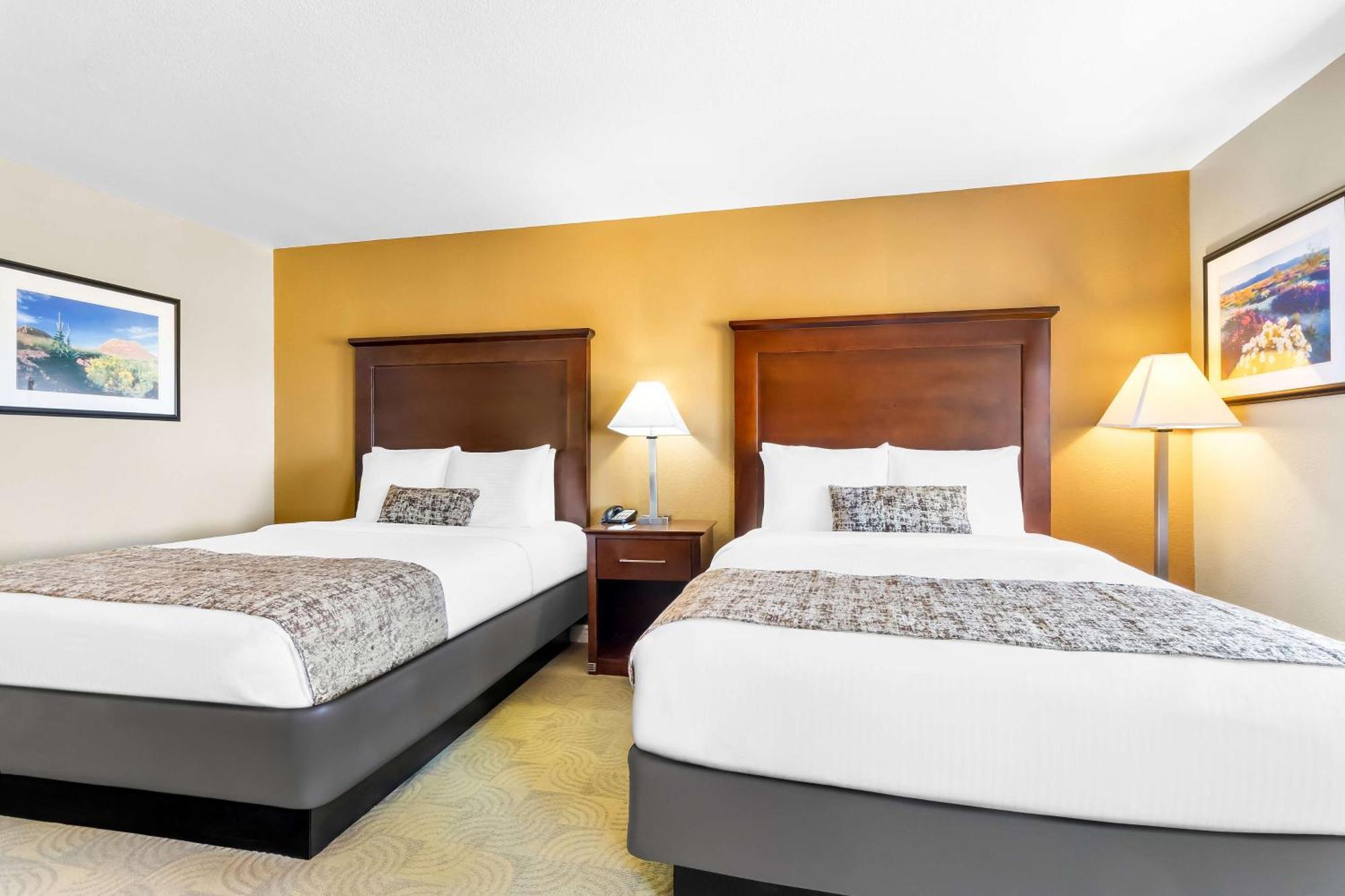 Best Western California City Inn & Suites Екстериор снимка