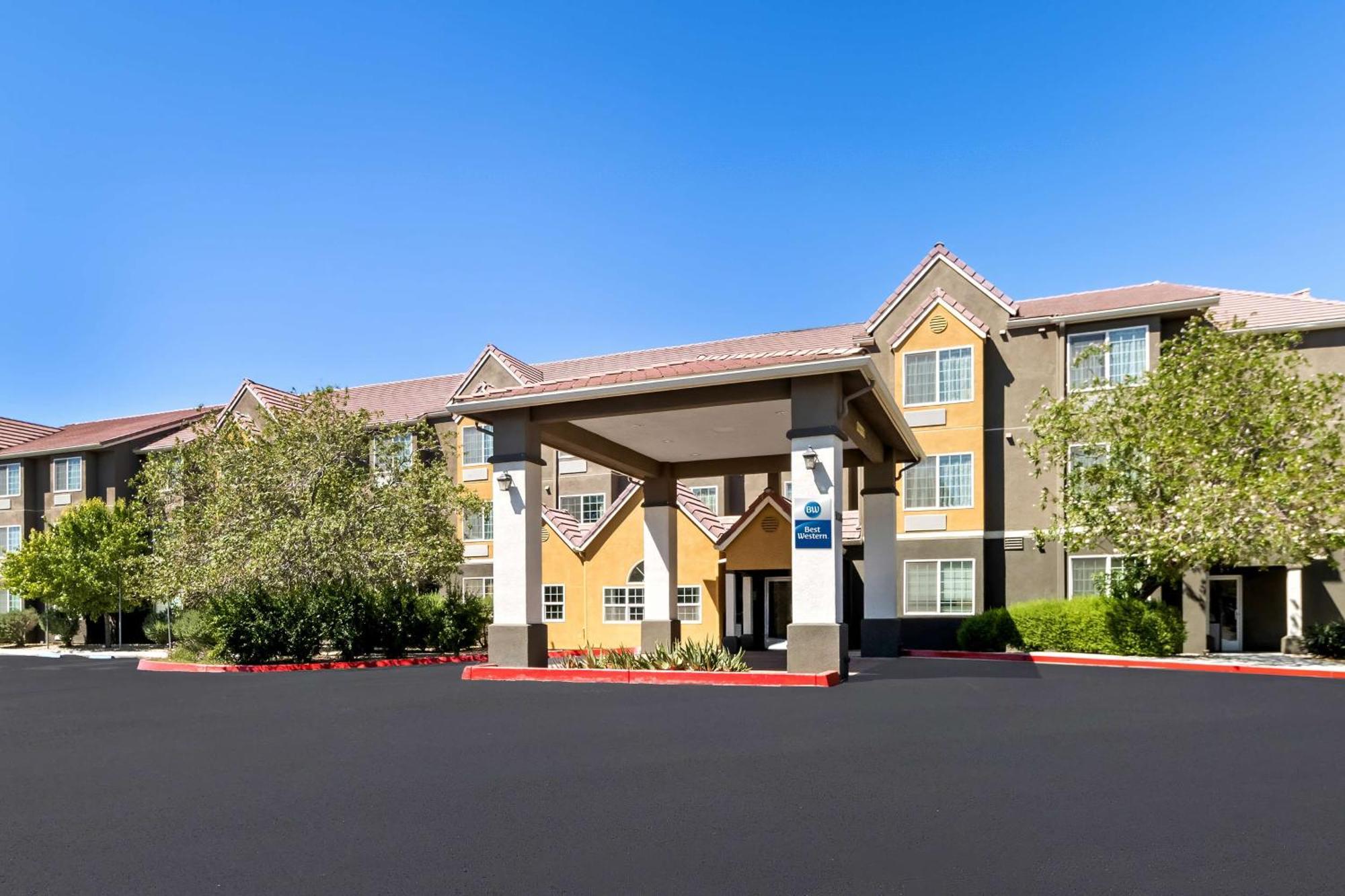 Best Western California City Inn & Suites Екстериор снимка