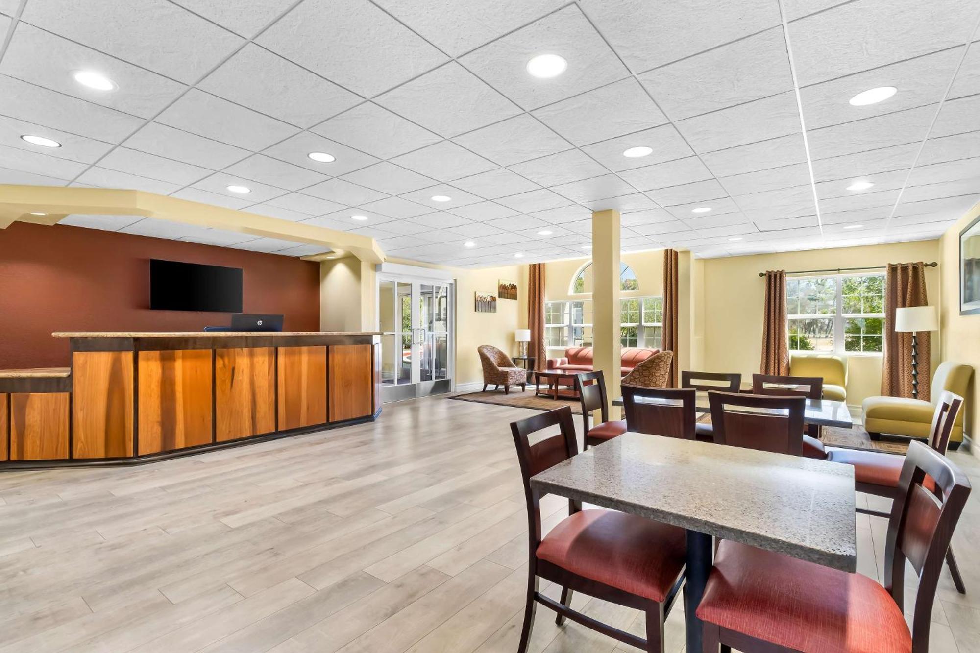 Best Western California City Inn & Suites Екстериор снимка