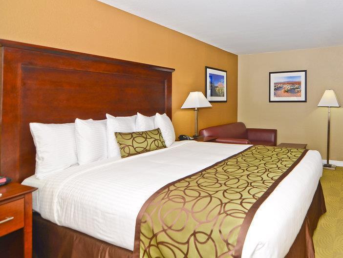 Best Western California City Inn & Suites Екстериор снимка